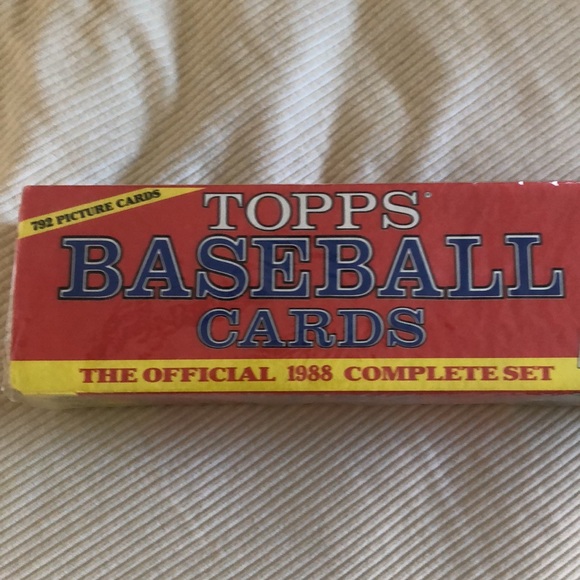 Topps 1988 Baseball Cards Factory Sealed Set. Original packaging cellophane wrap - Picture 2 of 5